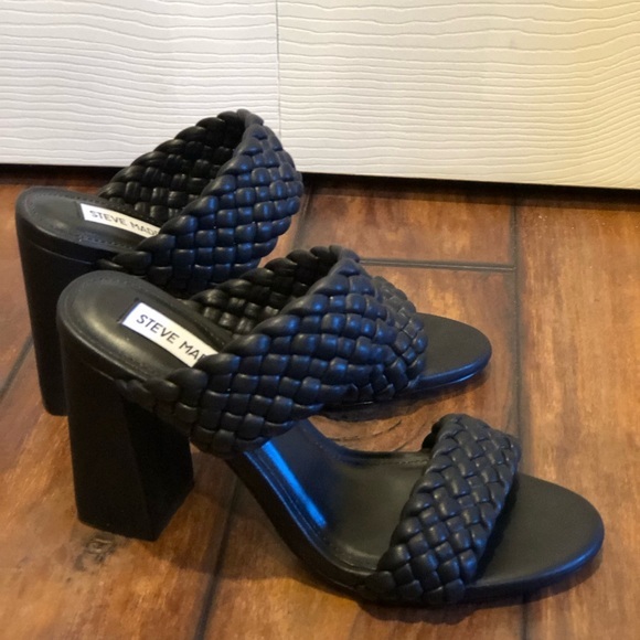 Steve Madden Shoes - Steve Madden Tangle Sandal Black 8.5 NEW